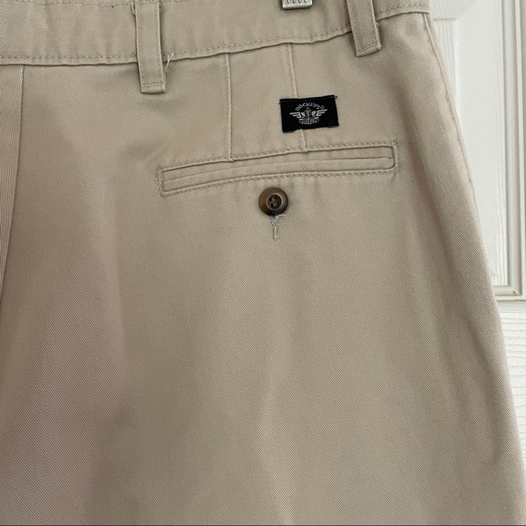 ‼️Sold‼️Dockers Beige Khakis Pants - Picture 7 of 15